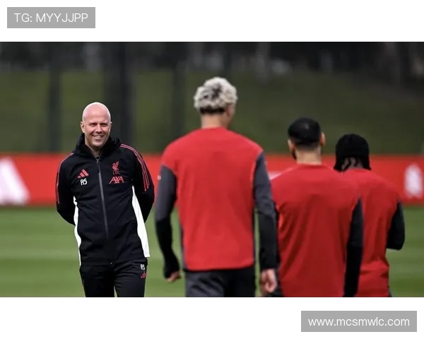 利物浦前锋伊萨克今日在训练中心积极进行恢复性训练以备战下一场比赛 利物浦前锋伊萨克今日在训练中心积极进行恢复性训练以备战下一场比赛